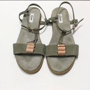 Clarks Narrative Aegean Cool T Strap Sandals
